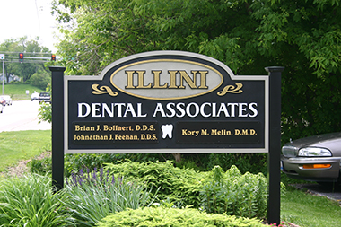 Illini Dental Associates Office